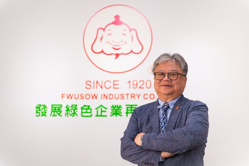 福壽實業同仁在洪堯昆的引領下，全力配合教育訓練、學習新知，致力做好對人、動物、植物和土地都有益的事，落實糧農循環。